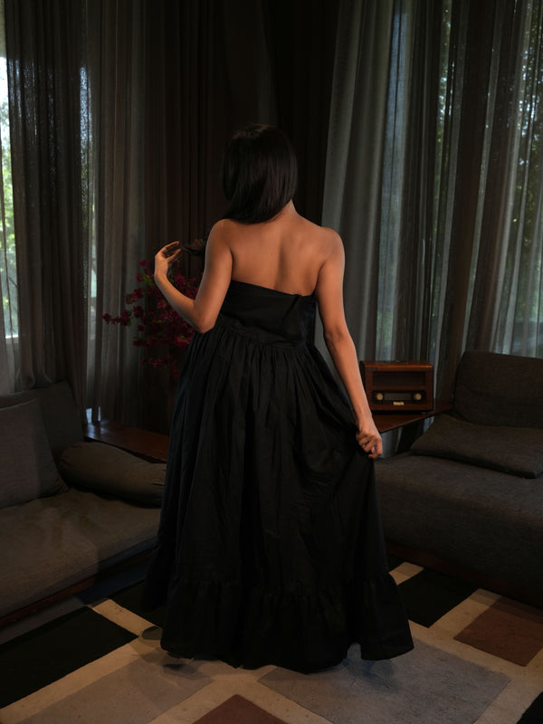 Obsidian Bow Black Linen Dress